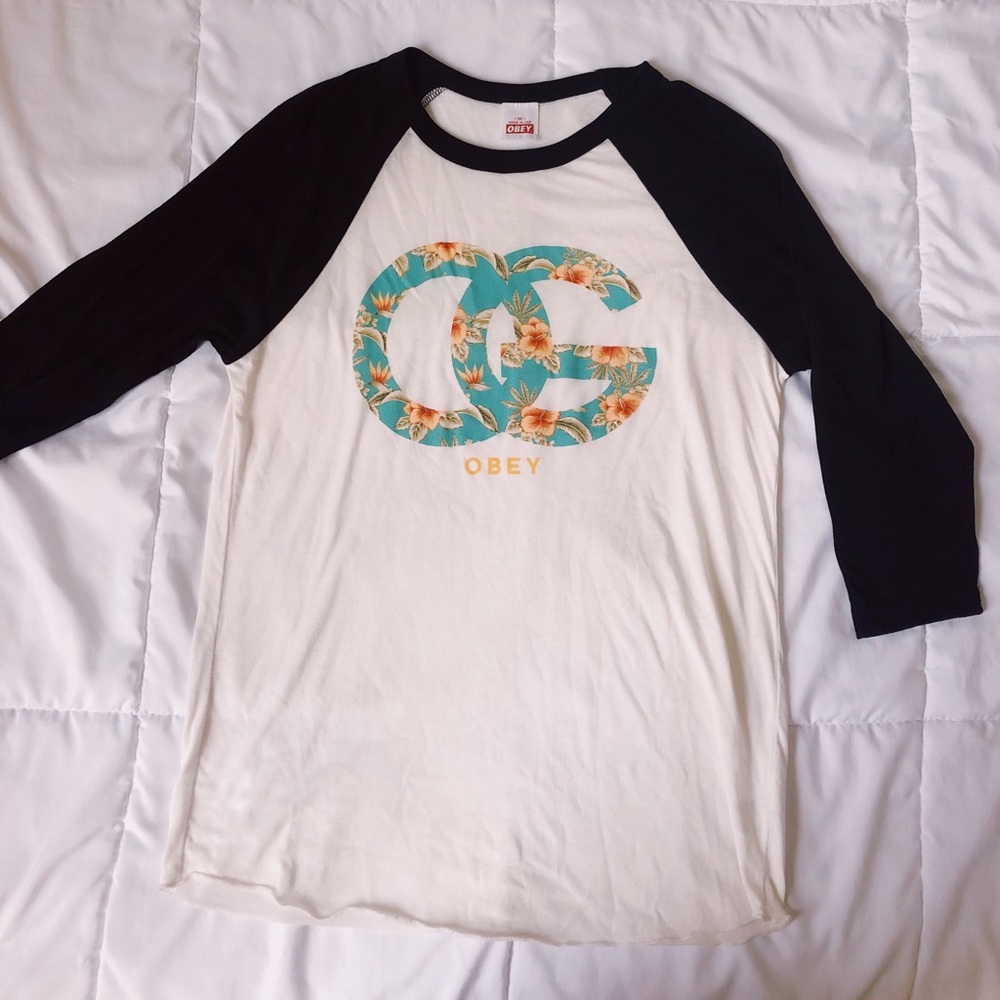 Women’s OBEY baseball tee